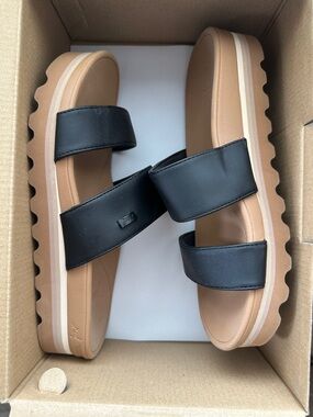 Reef Banded Horizon Hi Sandals in Black Size 9